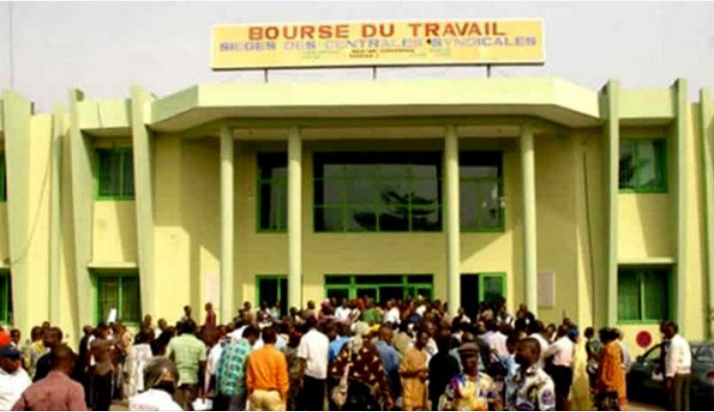 Cherté de la vie : Les travailleurs en meeting de protestation ce mercredi 1er mai à la Bourse du travail : Lire l&rsquo;appel des 04 Confédérations Syndicales 