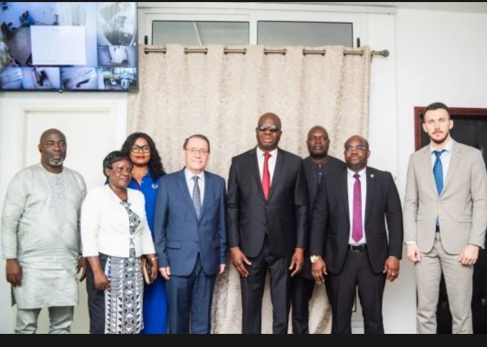 Audience à la Mairie de Cotonou : Ce que S.E.M. Igor EVDOKIMOV et Luc ATROKPO se sont dit le mardi dernier  « Nous avons eu de très bons moments d’échange » dixit l&rsquo;Ambassadeur de Russie au Bénin