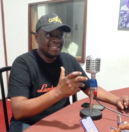 Exonération des droits et taxes de douanes sur les kits de dialyse :  « Cette décision du Gouvernement est très salutaire », dixit le Pdt/CCJ-ATL Philippe HOSSOU du BR