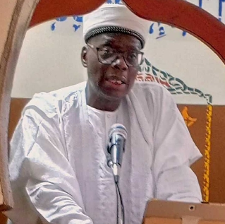 Sermon du vendredi  : L’imam MoutawakiI éclaire les fidèles sur les écoles de pensée en Islam  Il appelle à la paix et à la responsabilité citoyenne