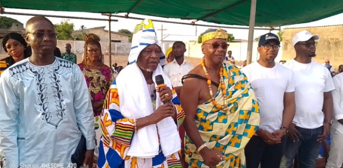 Agoué  : Sa Majesté Nicoué Kpatakatakou II rend hommage à Dakpè Sossou et appelle à voter pour le Duo Wadagni–Talata